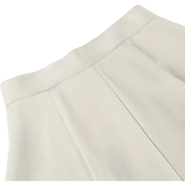 LYANER Women's High Wasit Pleated Button Zipper Flare Shorts