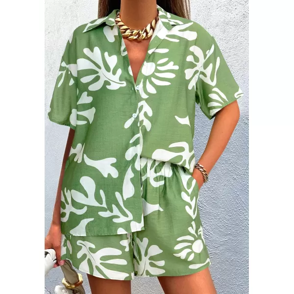 imagePRETTYGARDEN Women Summer 2 Piece Beach Outfits Printed Short Sleeve Tops Lounge Shorts Casual Tracksuit SetGreen