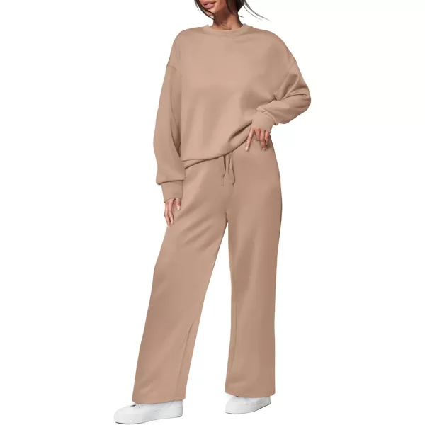 imagePRETTYGARDEN Womens 2 Piece Outfits 2023 Fall Long Sleeve Pullover Tops And Long Pants Lounge Sets TracksuitKhaki