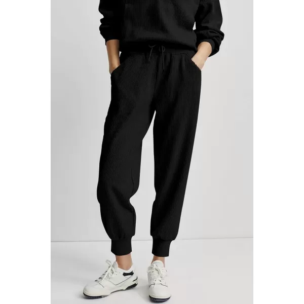 imagePRETTYGARDEN Womens 2 Piece Sweatsuits Set Long Sleeve Half Zip Pullover Sweatshirt Joggers Sweatpants Fall Outfits TracksuitBlack