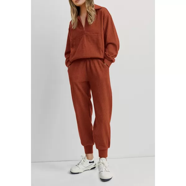 imagePRETTYGARDEN Womens 2 Piece Sweatsuits Set Long Sleeve Half Zip Pullover Sweatshirt Joggers Sweatpants Fall Outfits TracksuitBrick Red