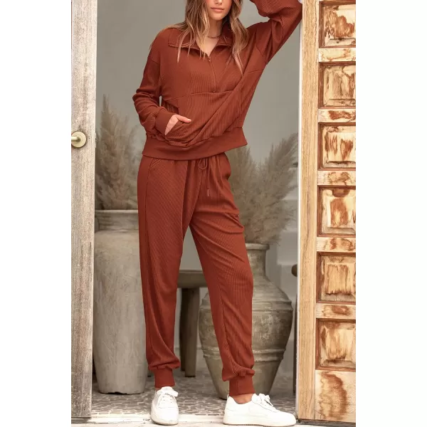 imagePRETTYGARDEN Womens 2 Piece Sweatsuits Set Long Sleeve Half Zip Pullover Sweatshirt Joggers Sweatpants Fall Outfits TracksuitBrick Red