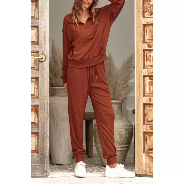 imagePRETTYGARDEN Womens 2 Piece Sweatsuits Set Long Sleeve Half Zip Pullover Sweatshirt Joggers Sweatpants Fall Outfits TracksuitBrick Red