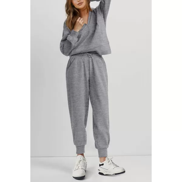 imagePRETTYGARDEN Womens 2 Piece Sweatsuits Set Long Sleeve Half Zip Pullover Sweatshirt Joggers Sweatpants Fall Outfits TracksuitGrey