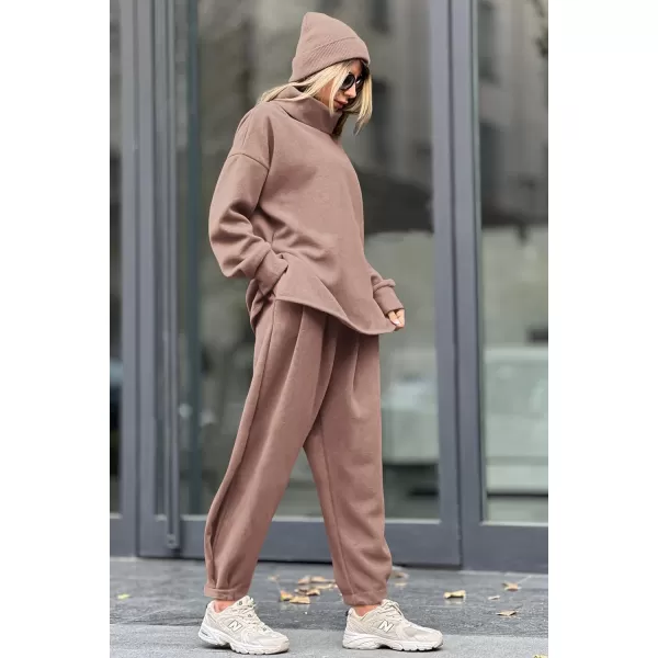 imagePRETTYGARDEN Womens 2023 Fall Two Piece Outfits Long Sleeve Tracksuit Set Turtleneck Pullover Tops Casual Pants SweatsuitsLight Brown