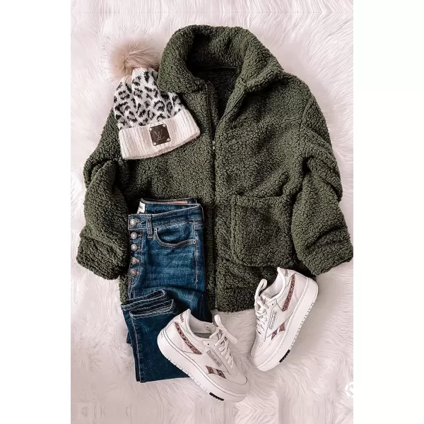imagePRETTYGARDEN Womens 2023 Fashion Winter Coat Long Sleeve Lapel Zip Up Faux Shearling Shaggy Oversized Shacket JacketGreen