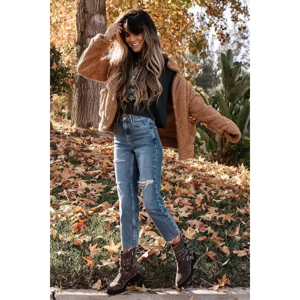imagePRETTYGARDEN Womens 2023 Fashion Winter Coat Long Sleeve Lapel Zip Up Faux Shearling Shaggy Oversized Shacket JacketKhaki