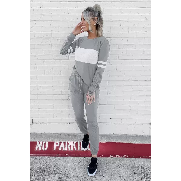 imagePRETTYGARDEN Womens Color Block 2 Piece Tracksuit Crewneck Long Sleeve Tops Long Sweatpants Outfits Lounge SetsLight Grey