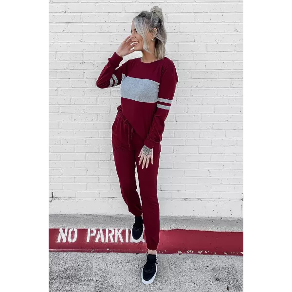 imagePRETTYGARDEN Womens Color Block 2 Piece Tracksuit Crewneck Long Sleeve Tops Long Sweatpants Outfits Lounge SetsWine Red
