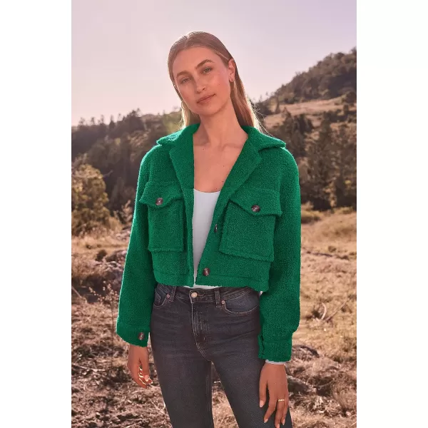 imagePRETTYGARDEN Womens Fall Clothes Sherpa Shacket Jacket Fuzzy Fleece Lapel Button Down Cropped Coat OuterwearGreen