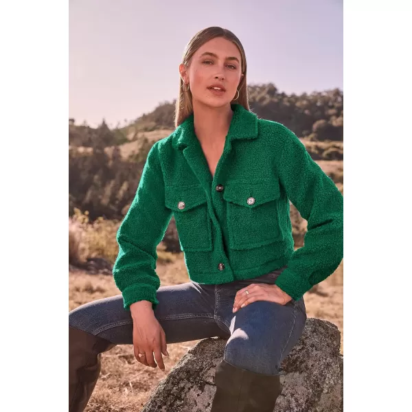 imagePRETTYGARDEN Womens Fall Clothes Sherpa Shacket Jacket Fuzzy Fleece Lapel Button Down Cropped Coat OuterwearGreen