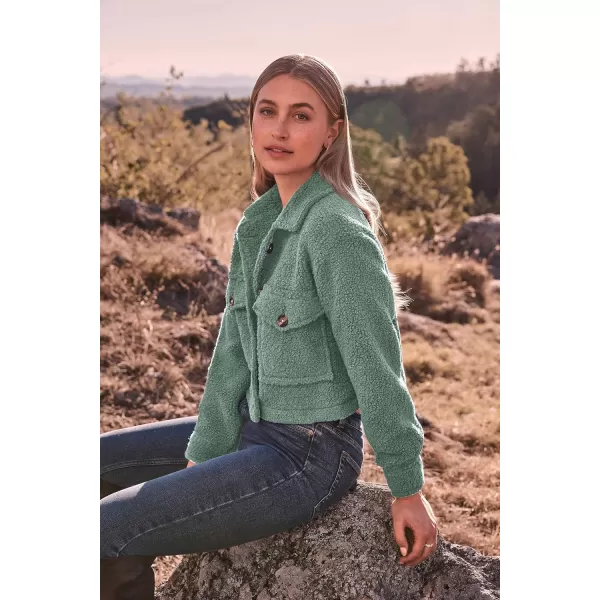 imagePRETTYGARDEN Womens Fall Clothes Sherpa Shacket Jacket Fuzzy Fleece Lapel Button Down Cropped Coat OuterwearLight Green