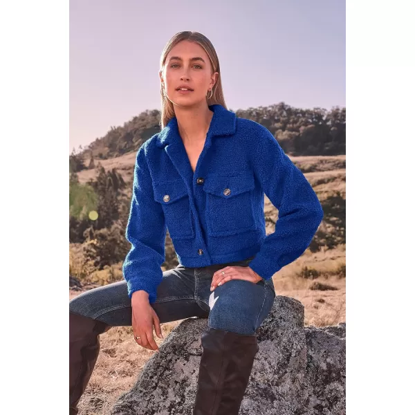 imagePRETTYGARDEN Womens Fall Clothes Sherpa Shacket Jacket Fuzzy Fleece Lapel Button Down Cropped Coat OuterwearRoyal Blue