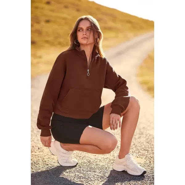 imagePRETTYGARDEN Womens Fall Fashion Zip Up Sweatshirt Casual Long Sleeve Collared Crop Tops Blouse ActivewearCoffee