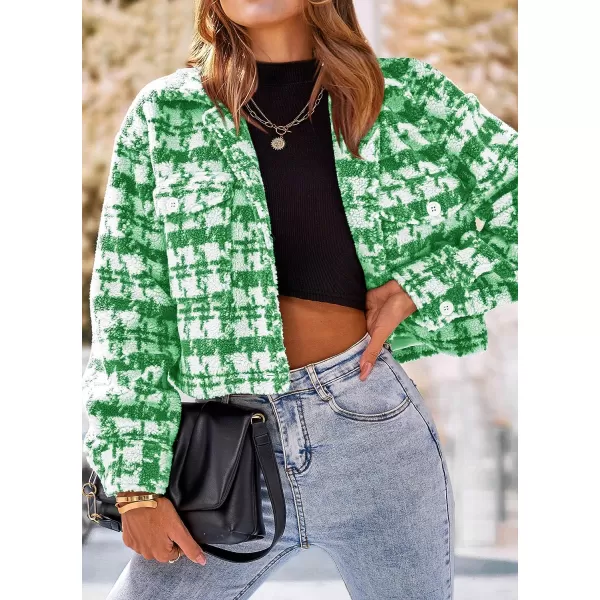 imagePRETTYGARDEN Womens Fall Plaid Shacket Jacket Faux Fur Lapel Open Front Cropped Winter Coats OuterwearBrilliant Green
