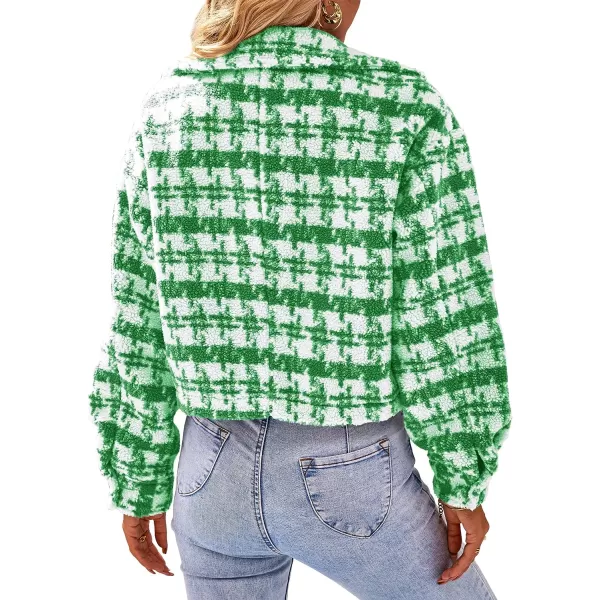imagePRETTYGARDEN Womens Fall Plaid Shacket Jacket Faux Fur Lapel Open Front Cropped Winter Coats OuterwearBrilliant Green
