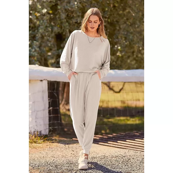 imagePRETTYGARDEN Womens Fashion Outfits 2 Piece Sweatsuit Solid Color Long Sleeve Pullover Long PantsApricot
