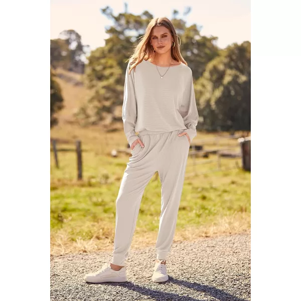 imagePRETTYGARDEN Womens Fashion Outfits 2 Piece Sweatsuit Solid Color Long Sleeve Pullover Long PantsApricot