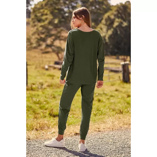 imagePRETTYGARDEN Womens Fashion Outfits 2 Piece Sweatsuit Solid Color Long Sleeve Pullover Long PantsArmy Green