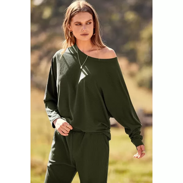 imagePRETTYGARDEN Womens Fashion Outfits 2 Piece Sweatsuit Solid Color Long Sleeve Pullover Long PantsArmy Green
