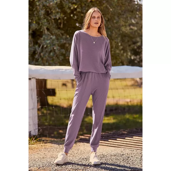 imagePRETTYGARDEN Womens Fashion Outfits 2 Piece Sweatsuit Solid Color Long Sleeve Pullover Long PantsDeep Purple
