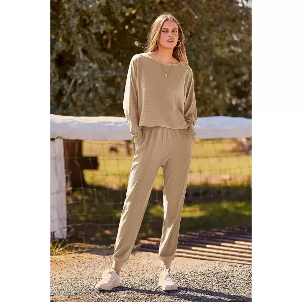 imagePRETTYGARDEN Womens Fashion Outfits 2 Piece Sweatsuit Solid Color Long Sleeve Pullover Long PantsKhaki