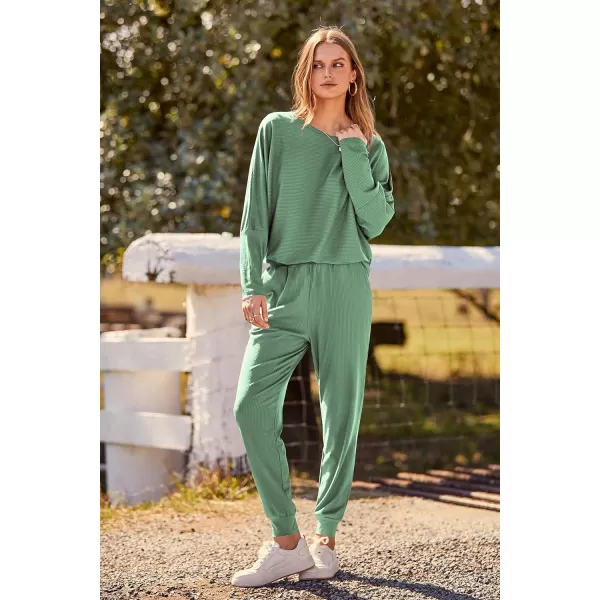 imagePRETTYGARDEN Womens Fashion Outfits 2 Piece Sweatsuit Solid Color Long Sleeve Pullover Long PantsLight Green