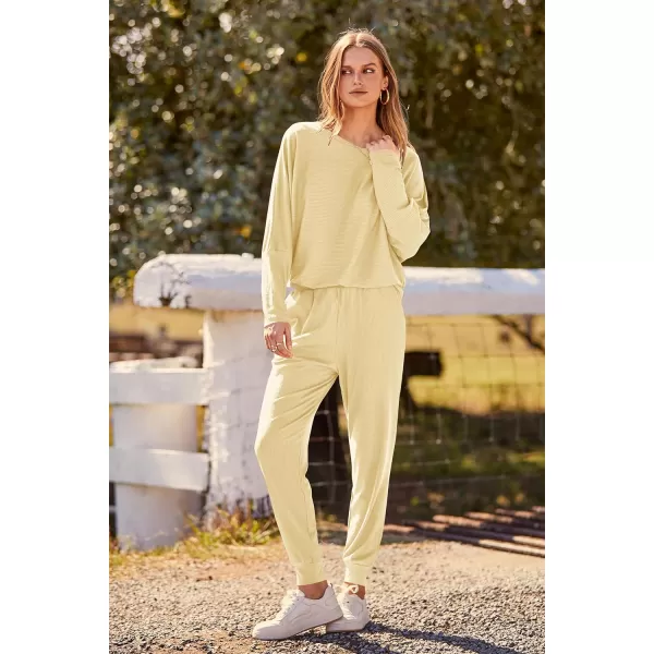imagePRETTYGARDEN Womens Fashion Outfits 2 Piece Sweatsuit Solid Color Long Sleeve Pullover Long PantsLight Khaki