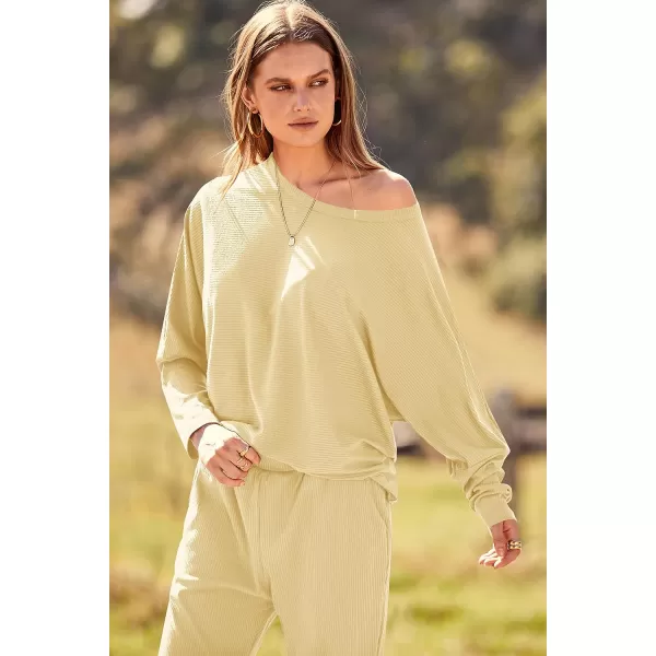 imagePRETTYGARDEN Womens Fashion Outfits 2 Piece Sweatsuit Solid Color Long Sleeve Pullover Long PantsLight Khaki