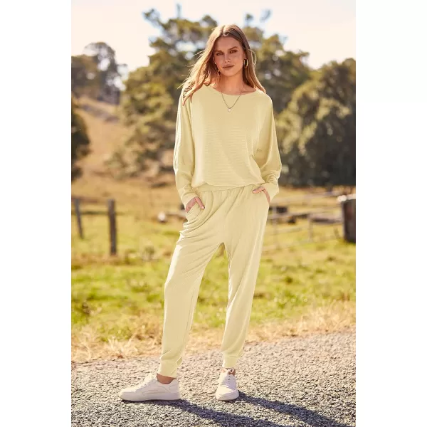 imagePRETTYGARDEN Womens Fashion Outfits 2 Piece Sweatsuit Solid Color Long Sleeve Pullover Long PantsLight Khaki