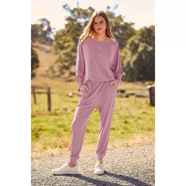 imagePRETTYGARDEN Womens Fashion Outfits 2 Piece Sweatsuit Solid Color Long Sleeve Pullover Long PantsPink