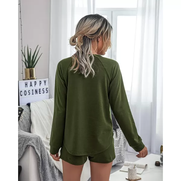 imagePRETTYGARDEN Womens Tie Dye Printed Pajamas Set Long Sleeve Tops With Shorts Lounge Set Casual TwoPiece SleepwearSolidgreen