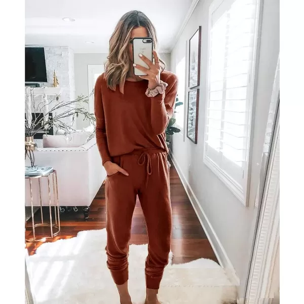 imagePRETTYGARDEN Womens Two Piece Outfit Long Sleeve Crewneck Pullover Tops And Long Pants TracksuitBrick Red
