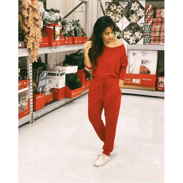 imagePRETTYGARDEN Womens Two Piece Outfit Long Sleeve Crewneck Pullover Tops And Long Pants TracksuitRed