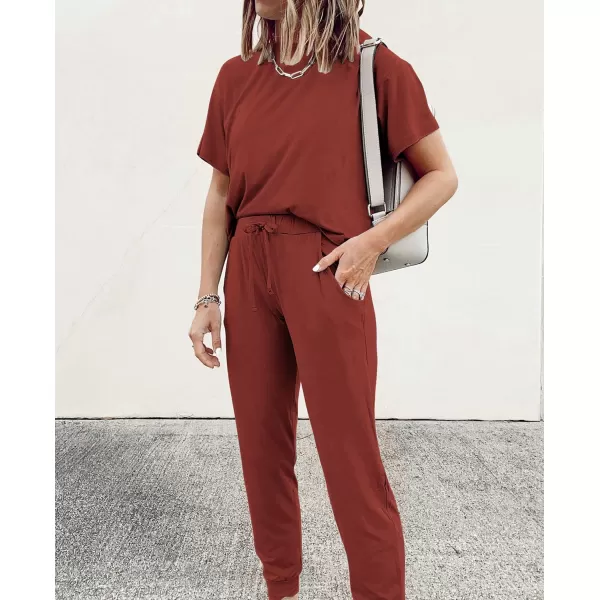 imagePRETTYGARDEN Womens Two Piece Outfit Short Sleeve Pullover with Drawstring Long Pants Tracksuit Jogger SetBrick Red