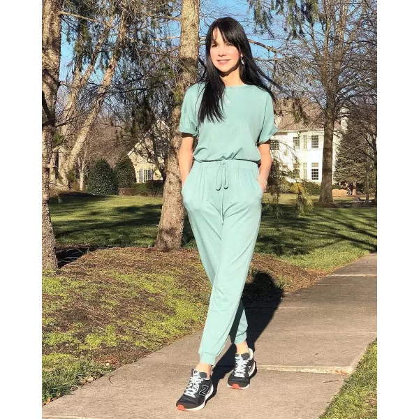 imagePRETTYGARDEN Womens Two Piece Outfit Short Sleeve Pullover with Drawstring Long Pants Tracksuit Jogger SetGreen