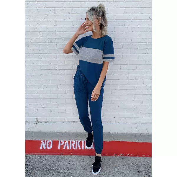 imagePRETTYGARDEN Womens Two Piece Outfit Short Sleeve Pullover with Drawstring Long Pants Tracksuit Jogger SetStriped Bright Blue