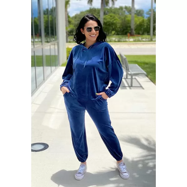 imagePRETTYGARDEN Womens Velour Tracksuits Set Hooded Pullover Sweatpants Long Sleeve 2 Piece Joggers OutfitsBlue