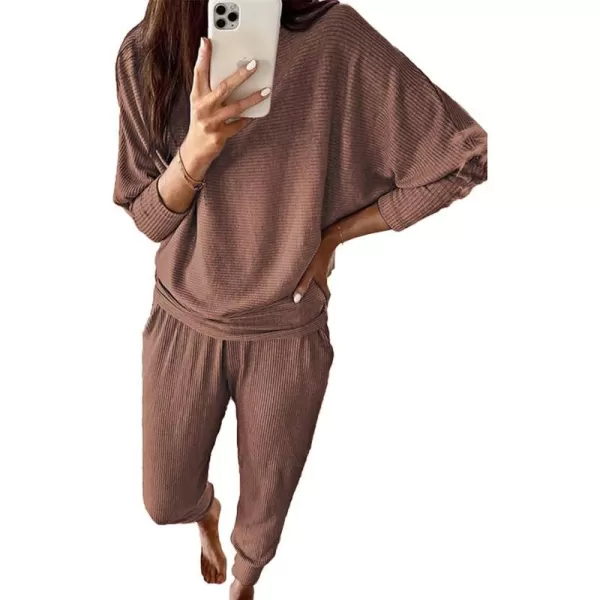 imagePRETTYGARDEN Womens Fashion Outfits 2 Piece Sweatsuit Solid Color Long Sleeve Pullover Long PantsCoffee