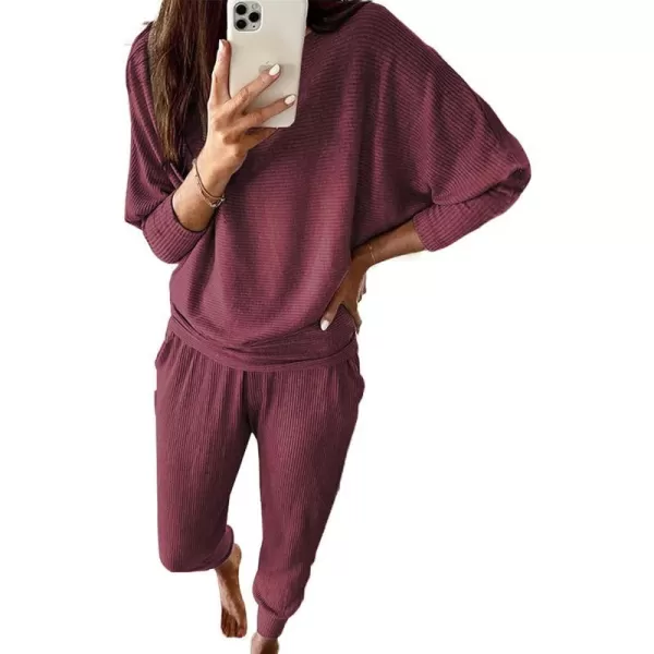 imagePRETTYGARDEN Womens Fashion Outfits 2 Piece Sweatsuit Solid Color Long Sleeve Pullover Long PantsWine Red